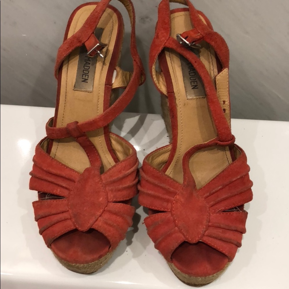 Steve Madden hot pink wedges size 8